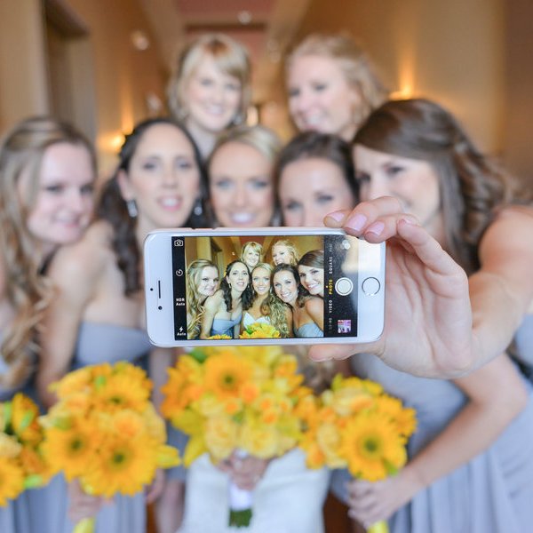Wedding selfie bride and bridesmaids Wedding selfie bride and bridesmaids