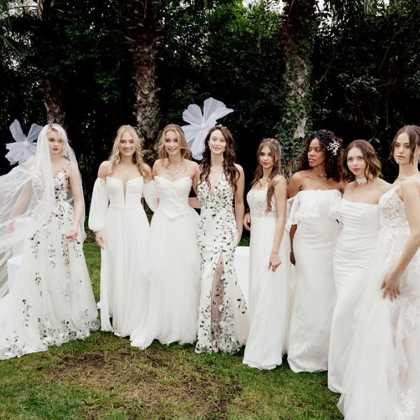 Justin Alexander Debuts 2026 Spring/Summer Collections Justin Alexander Debuts 2026 Spring/Summer Collections