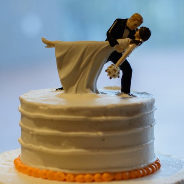 wedding cake topper