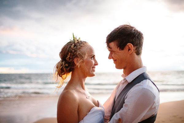 beach wedding photo
