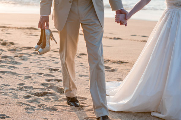 beach wedding photo